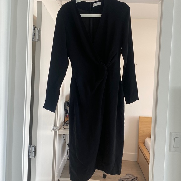 Aritzia Babaton Tadao Black Twist Front - Picture 4 of 6